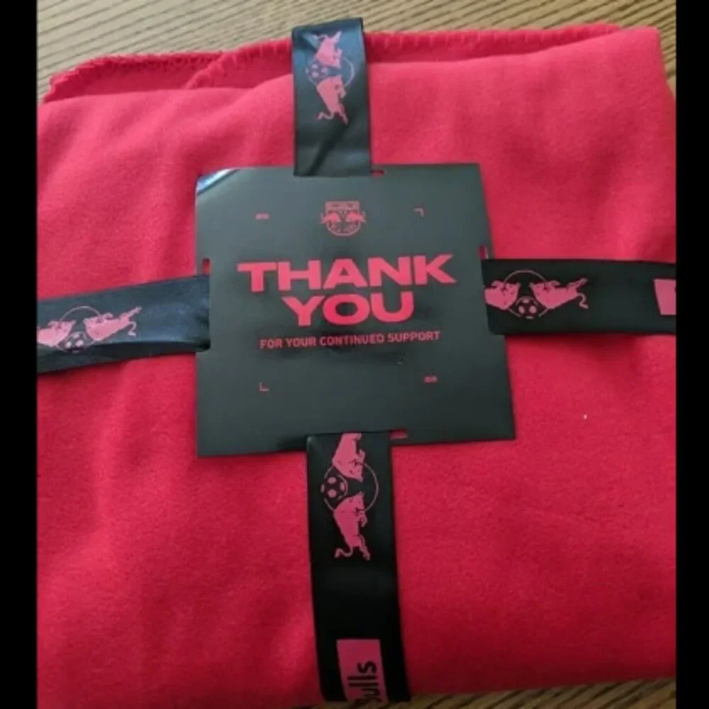 New York Red Bulls Blanket Exclusive 2022 Season Ticketholder Gift Brand New